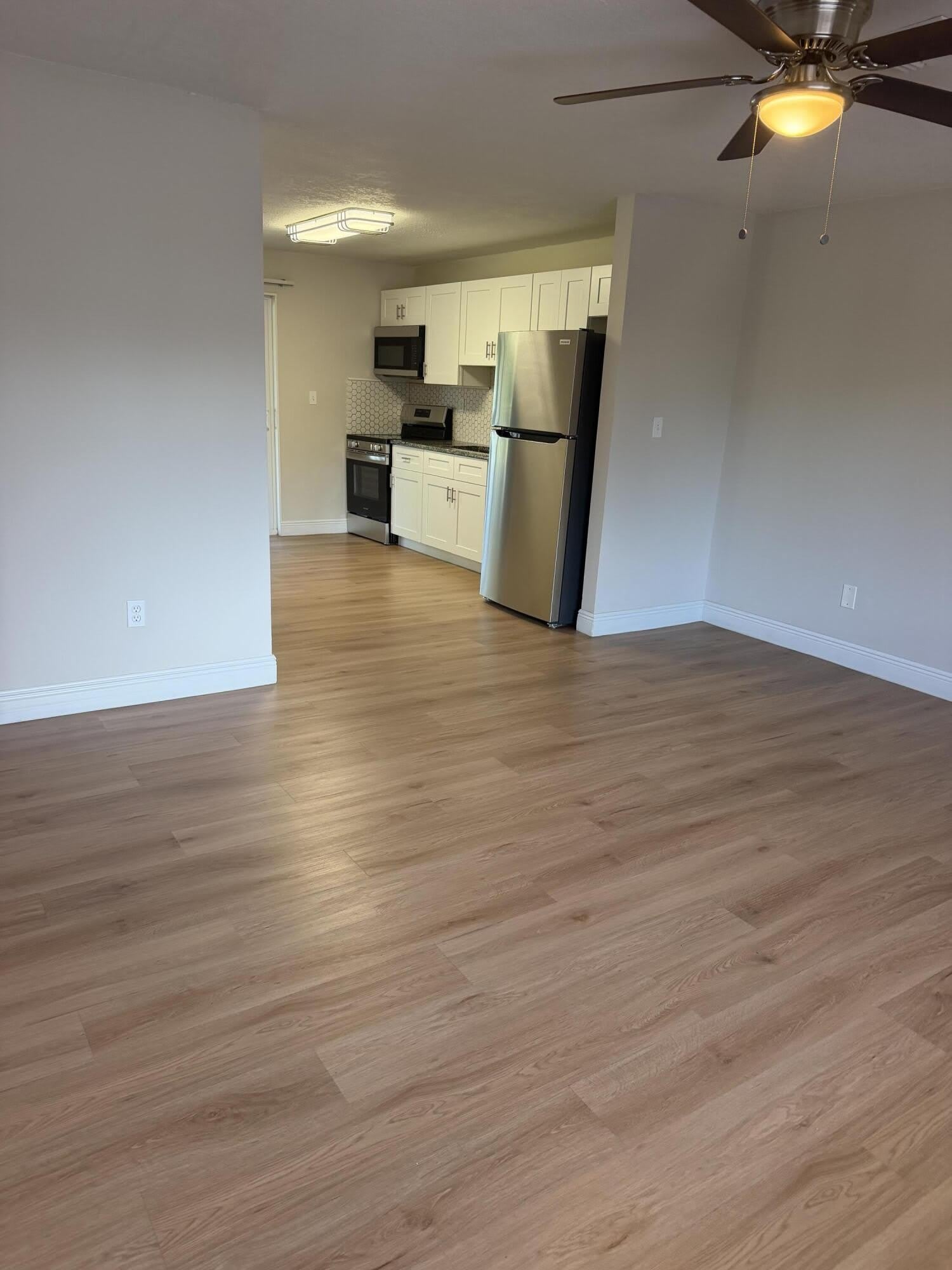 2727 SE Normand Street – photo 4