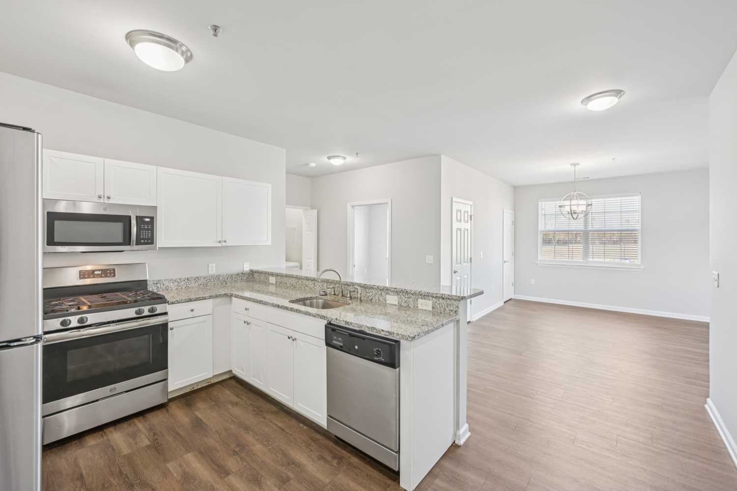 The Residences at Harbor Landing – photo 2