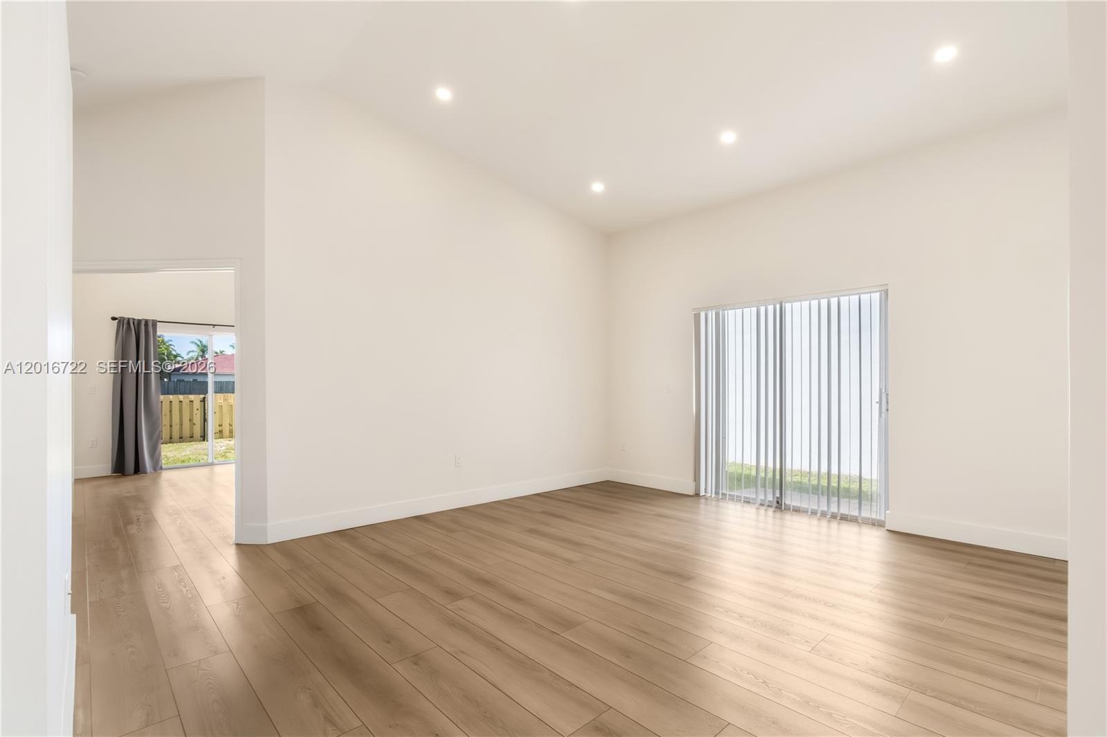 15472 Southwest 148th Terrace – photo 5