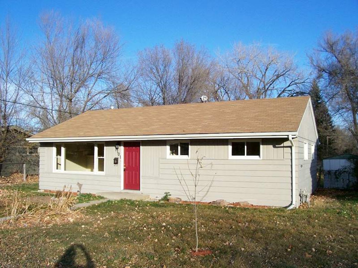 Lease Now & Get $300 off Your First Month – photo 5