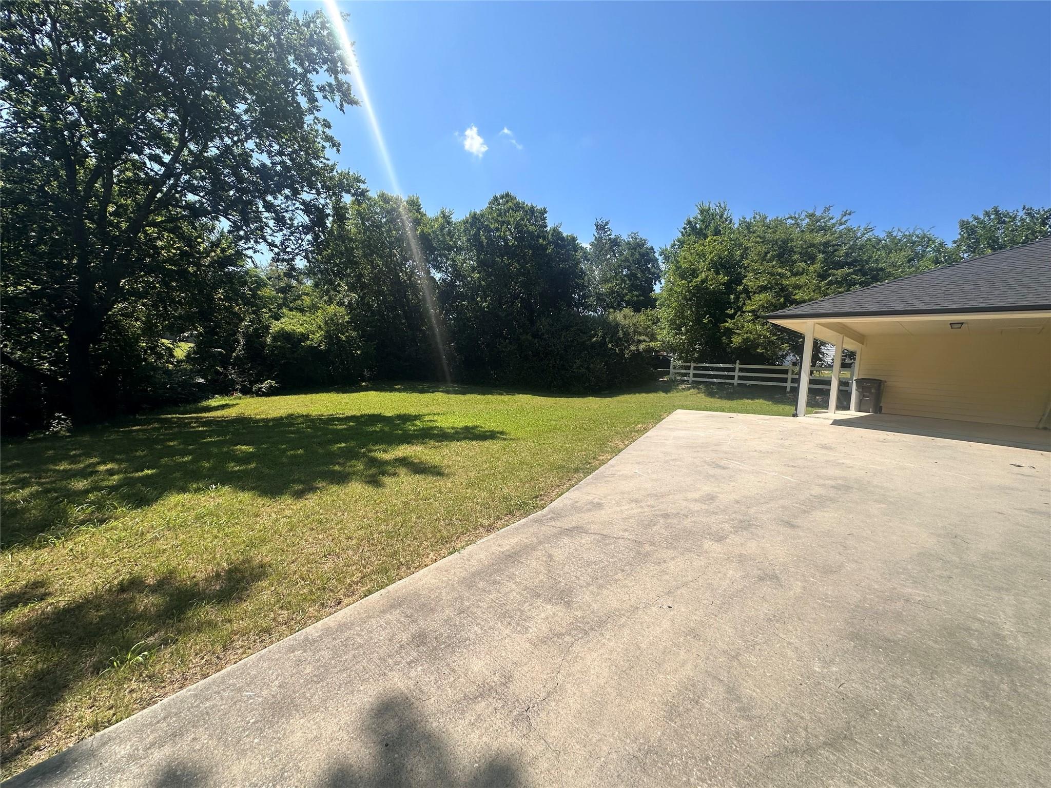 738 Wayne Ave – photo 3