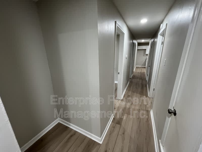865 Haynes St – photo 5