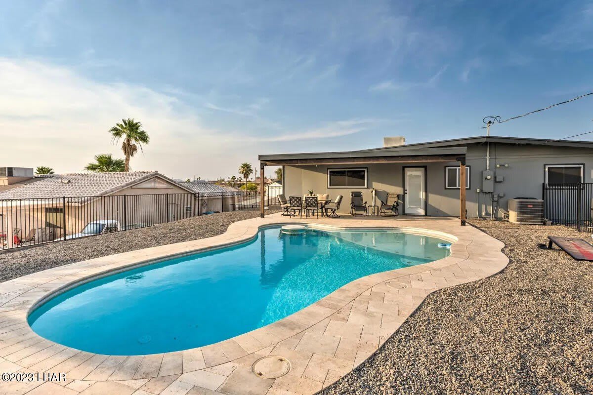 2286 Huntington Dr – photo 4
