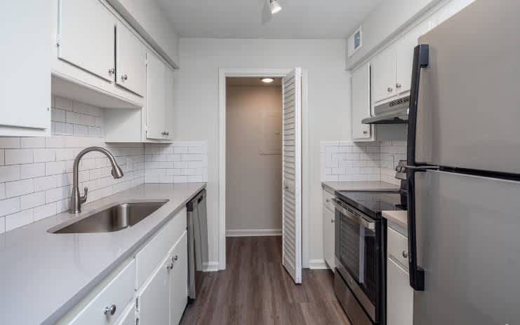 821 Watts Circle – photo 2