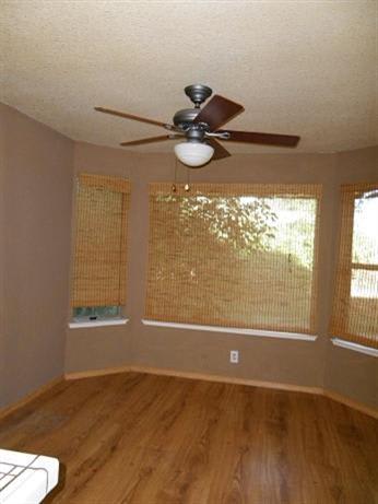 5365 Yvette Way5365 Yvette Way – photo 3