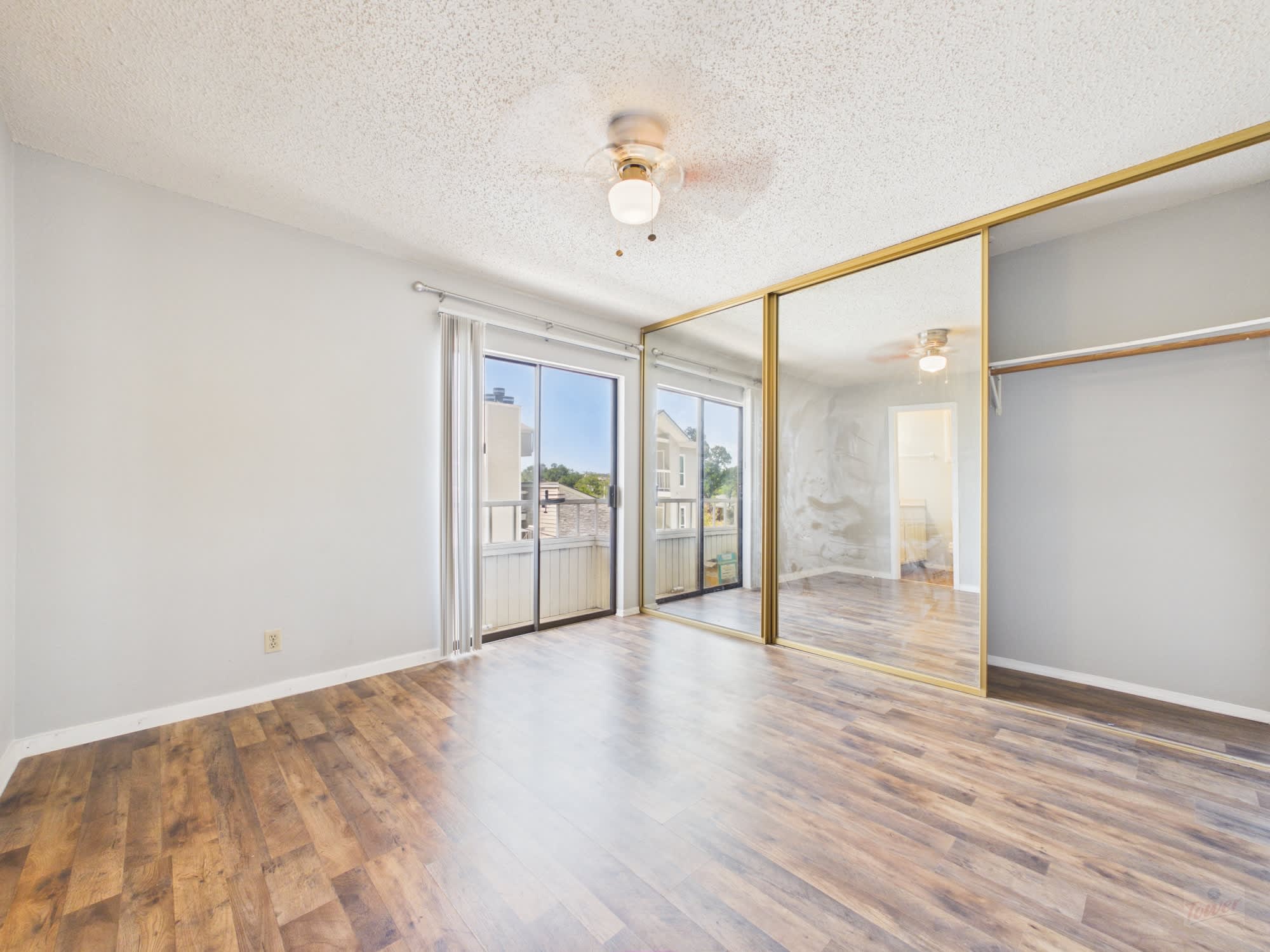 3115 Helms St Apt 210 – photo 4