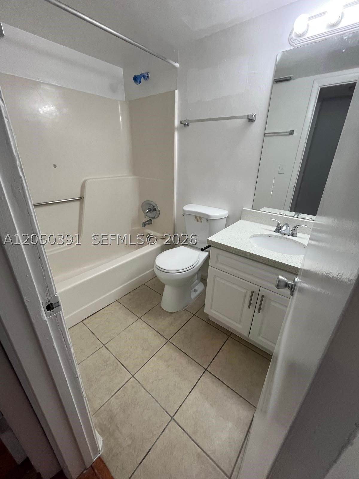 21906 Lake Forest Cir – photo 4