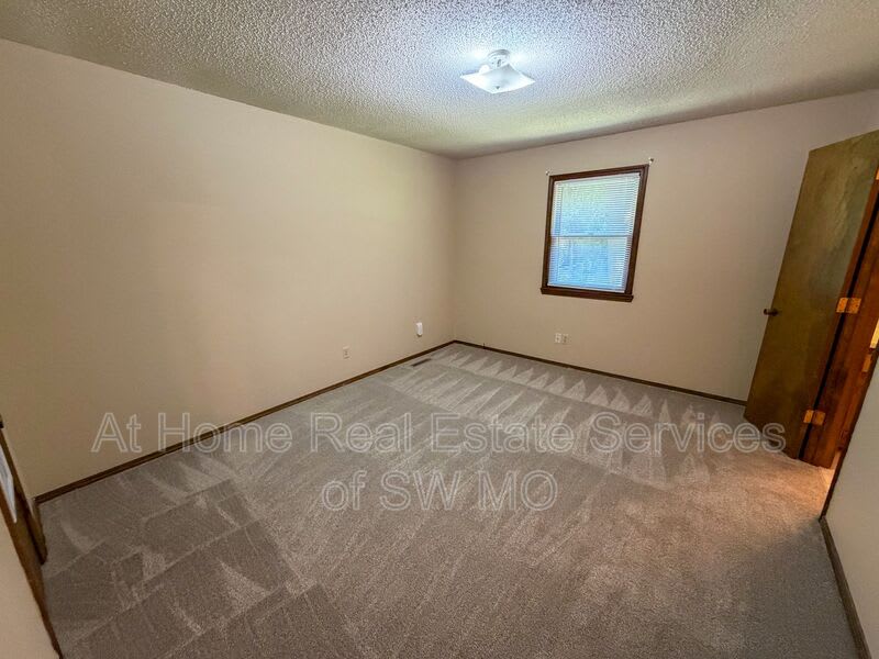 3261 W Highland St – photo 4