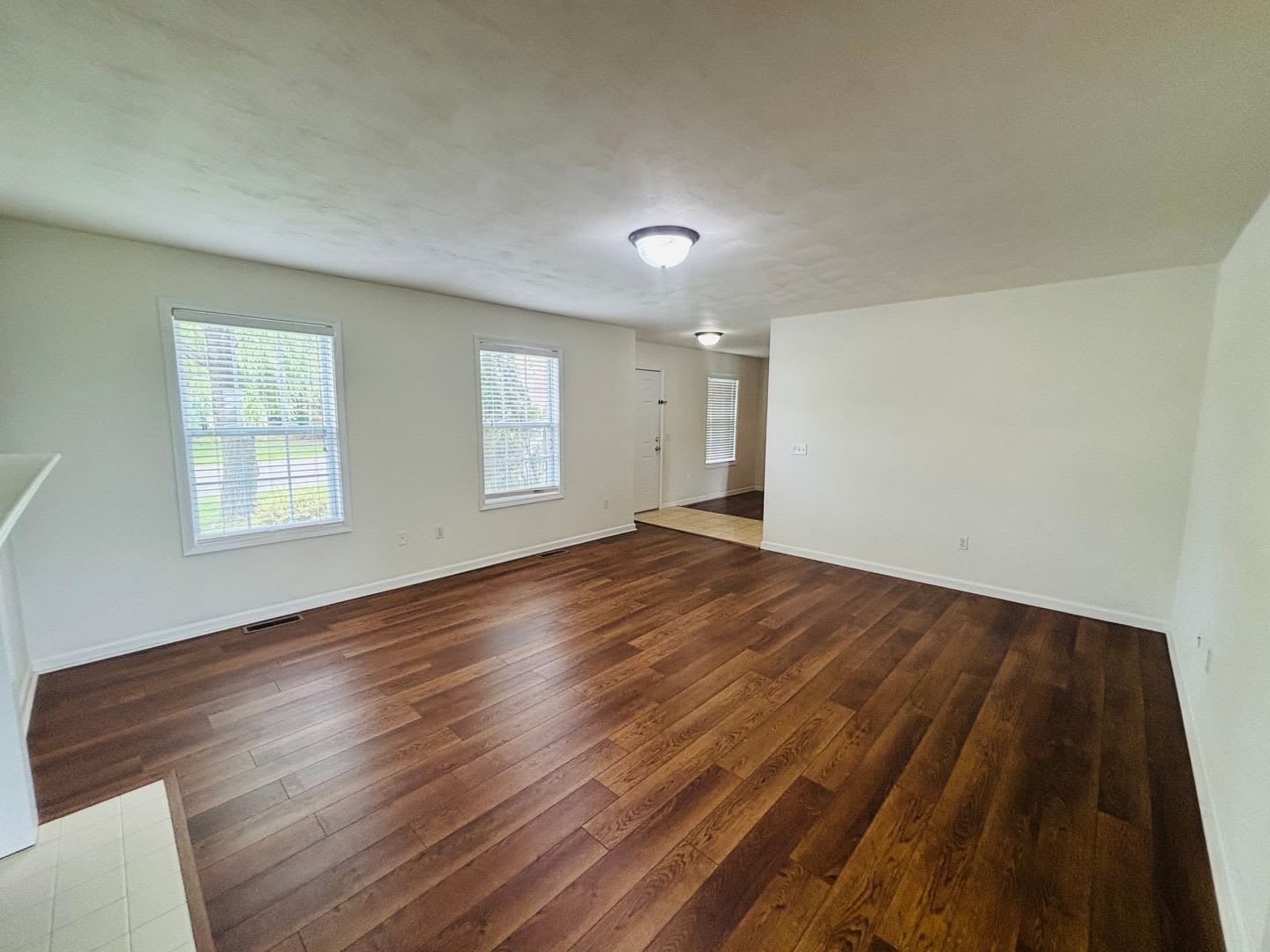 3 Bedroom 2.5 Bath House – photo 3