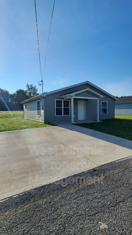 112 Arthur Ct. – photo 1