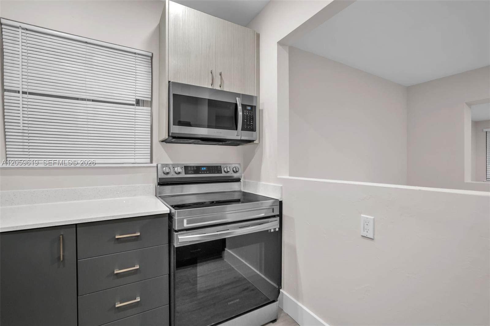 3030 Nw 16Th St – photo 4