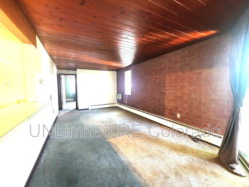 1343 High St – photo 4