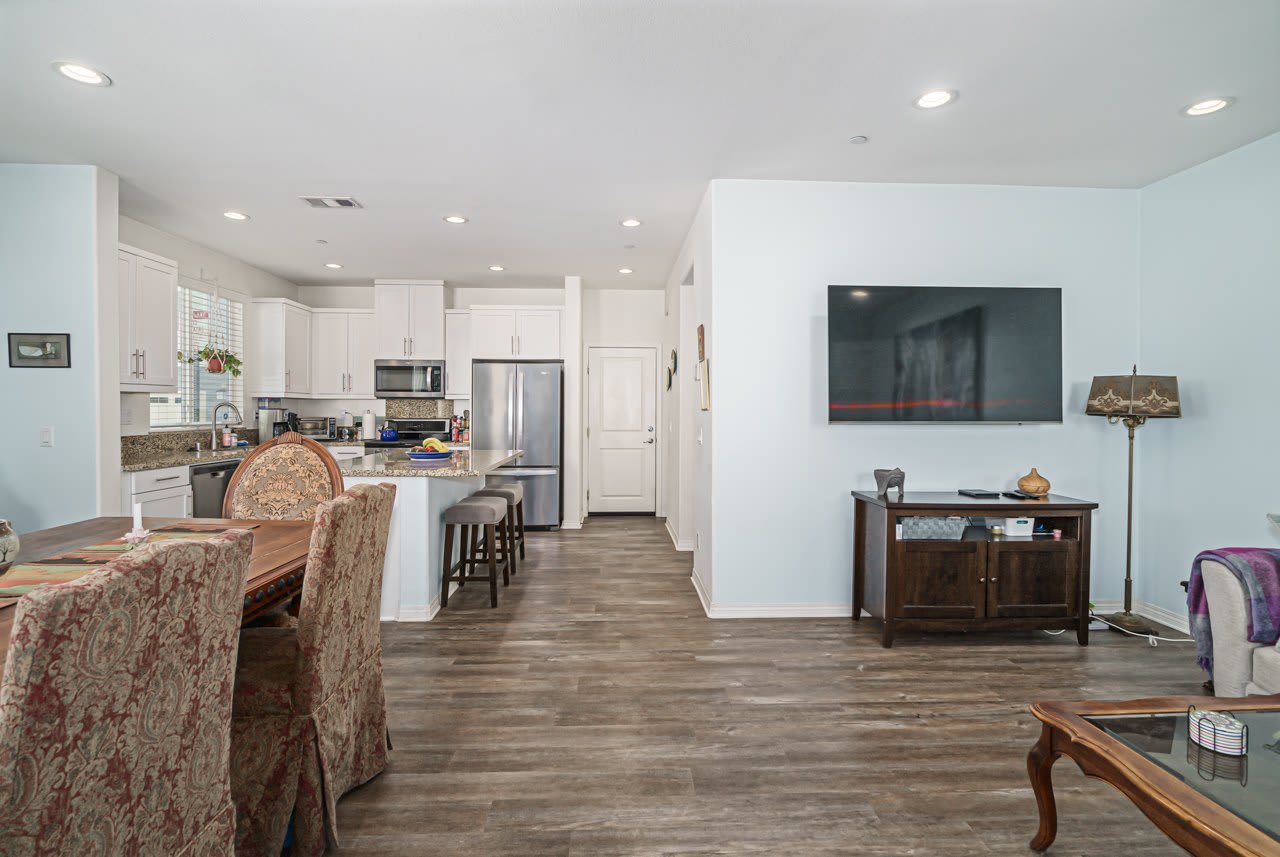 512 Heron Lane – photo 3