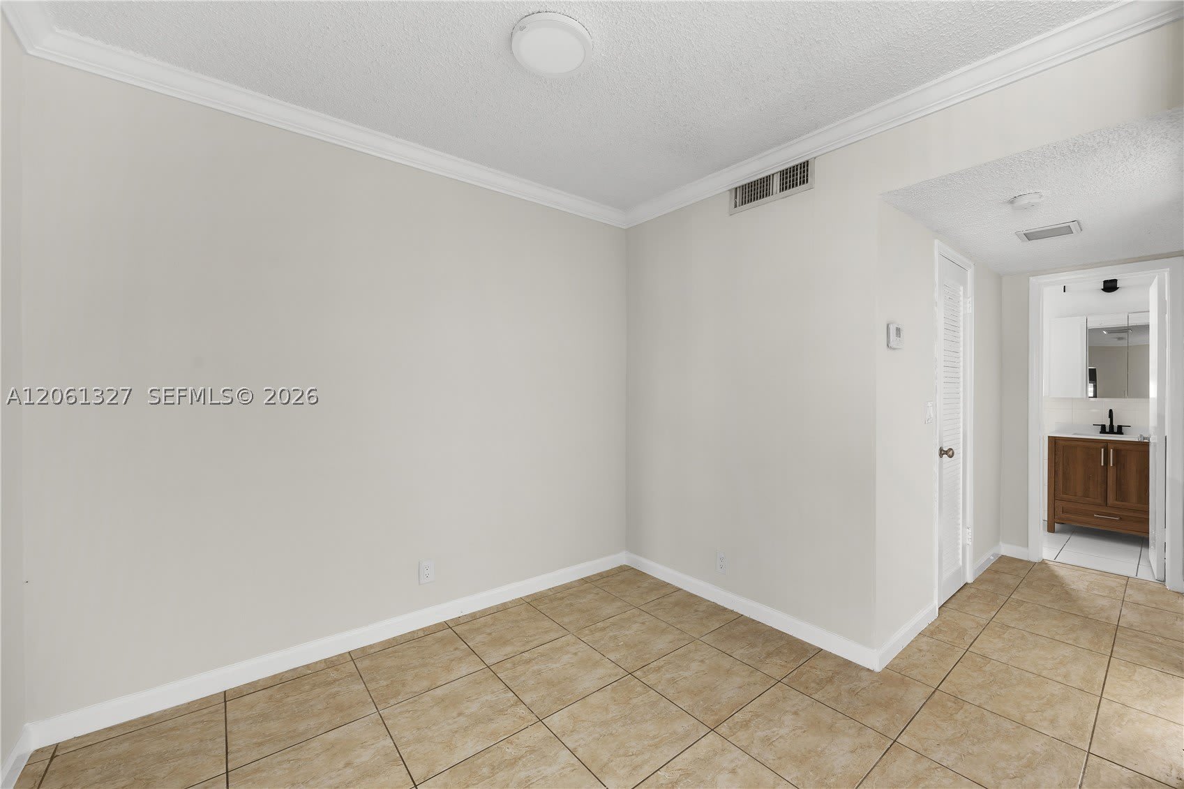 5420 Hollywood Blvd – photo 5