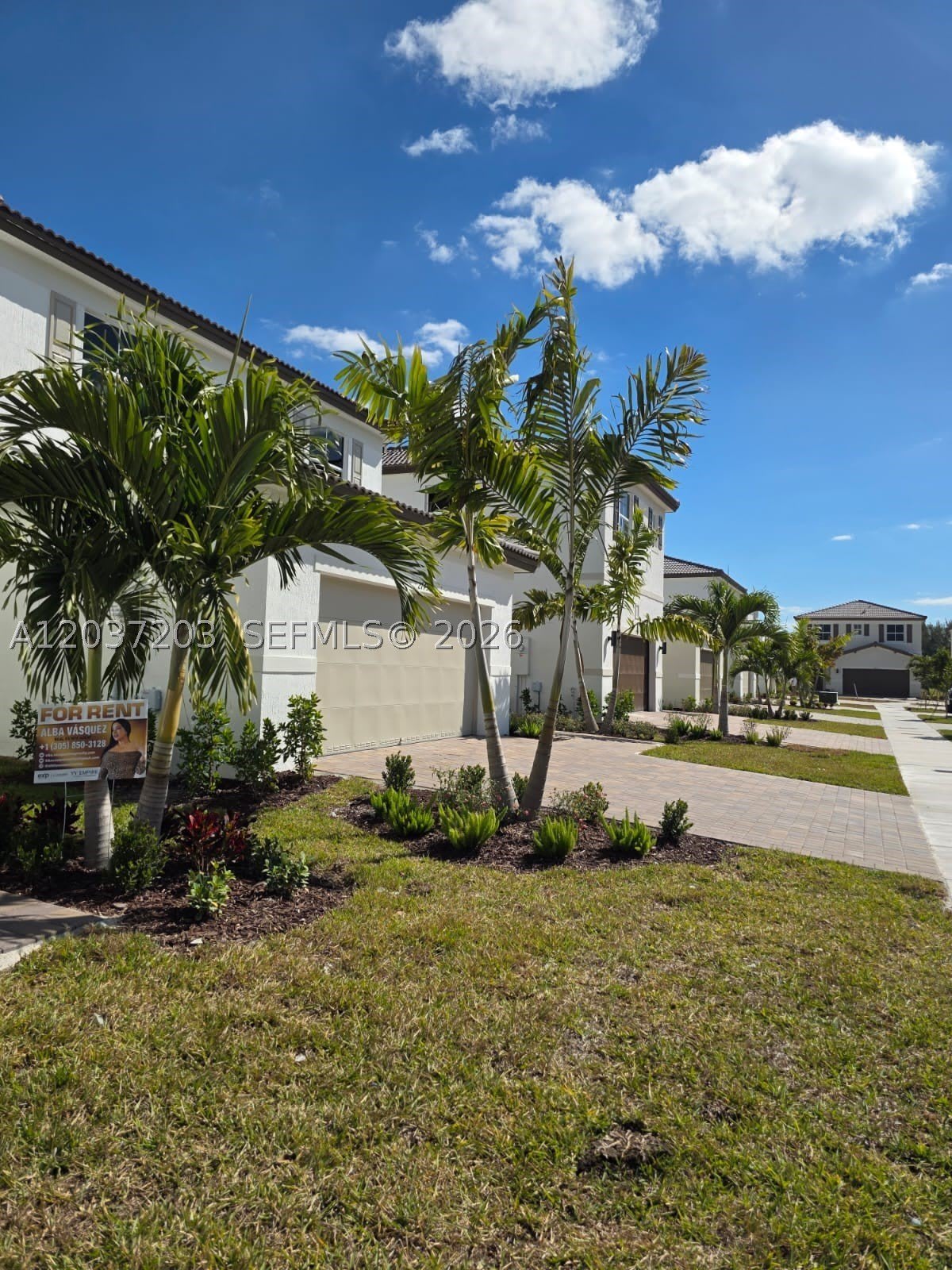 2741 SE 24th Ct – photo 4