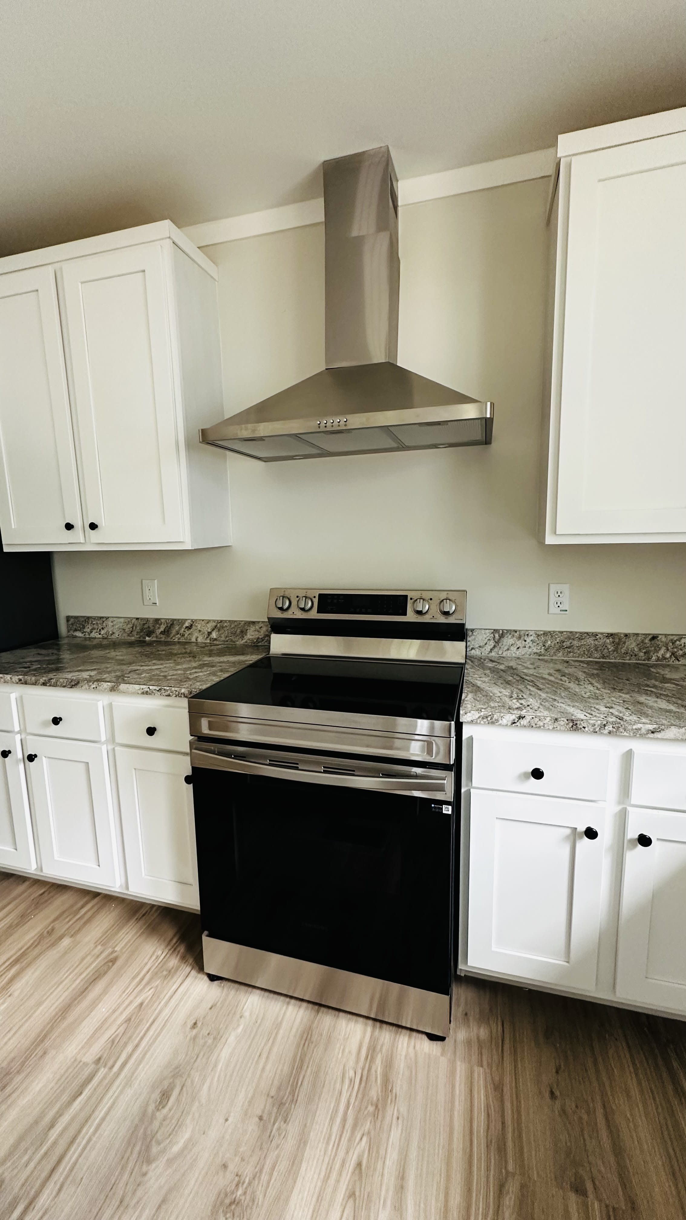 2131 N Royal St – photo 2