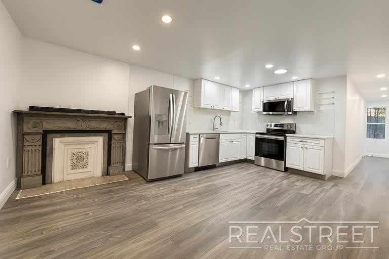 31 Herkimer Street – photo 3