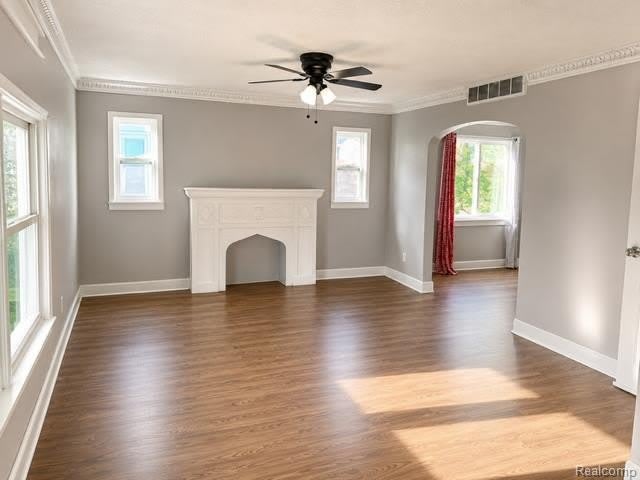 13924 Roselawn Street – photo 2
