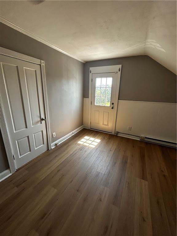 404 bradford Avenue – photo 2