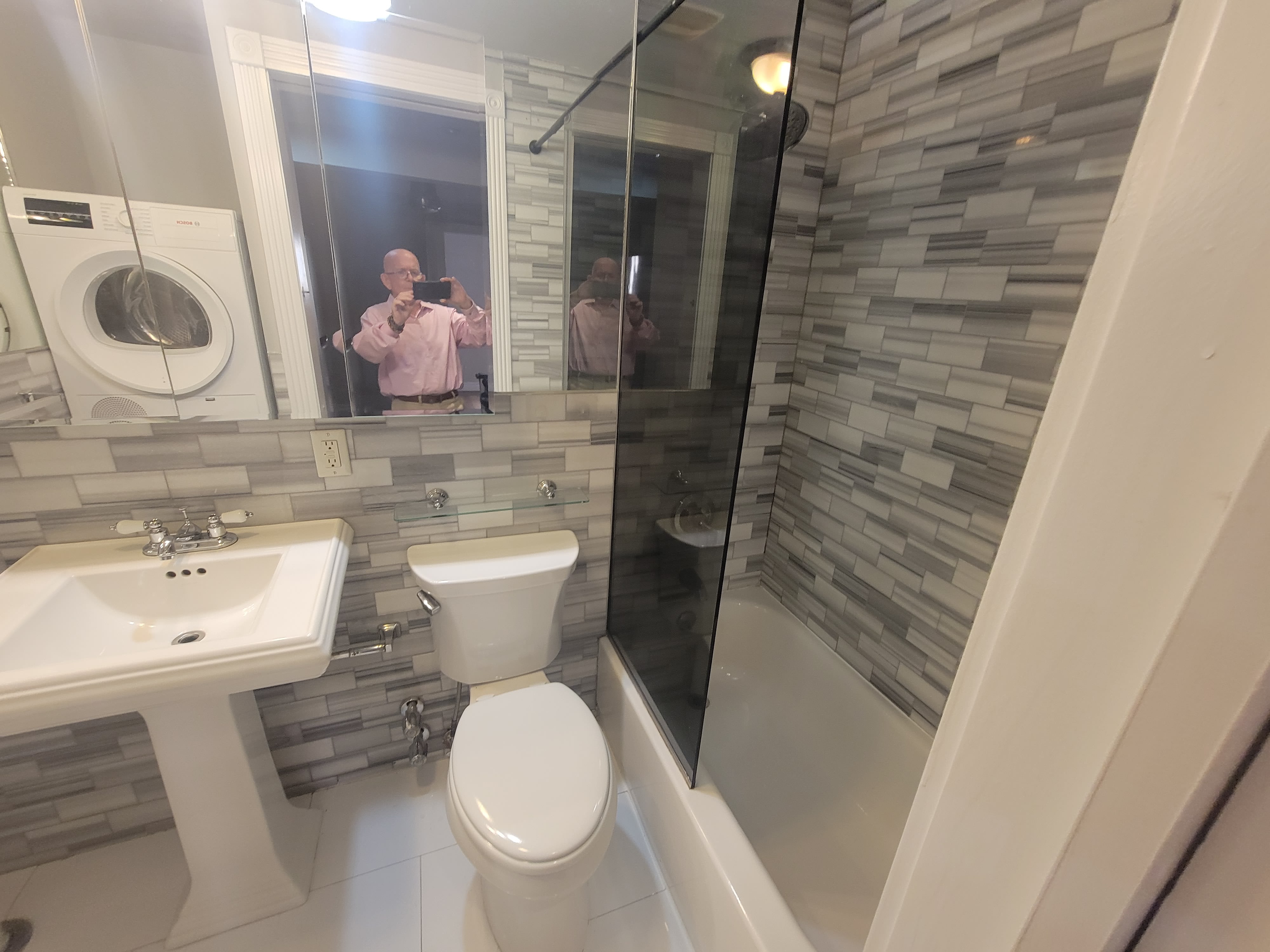 345 West 53rd St – photo 3