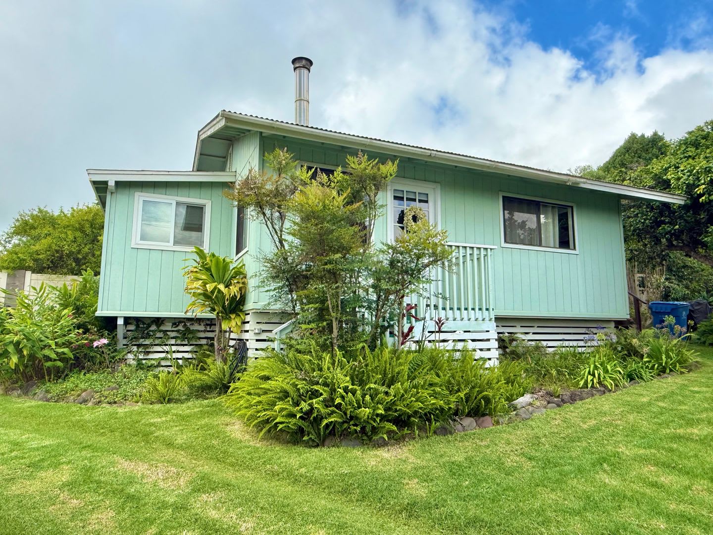 Partially Furnished 2-Bedroom / 1-Bathroom Cottage in Kula! – photo 3