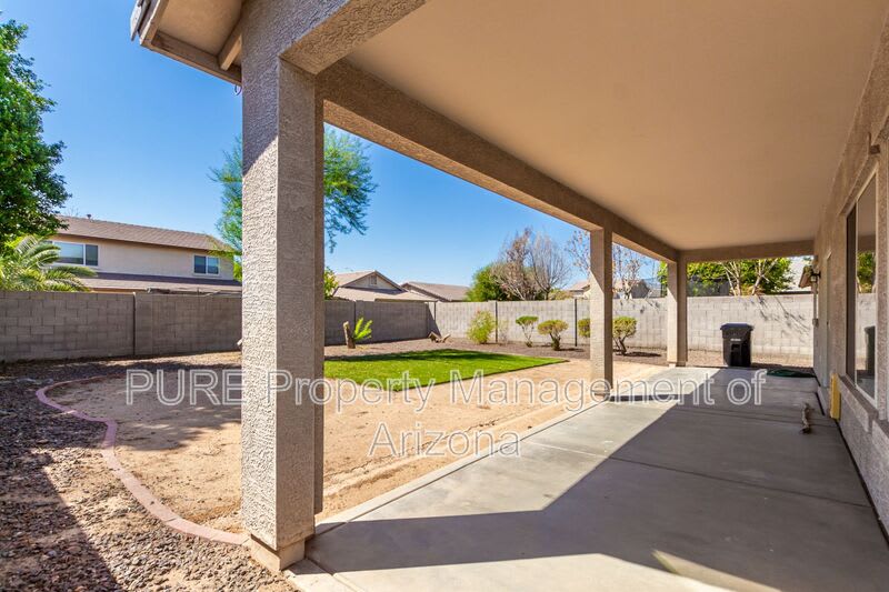 322 S 116th Ave – photo 3