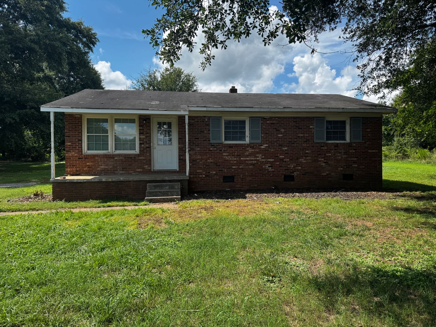 3 bedroom with 1 bath house in Cleveland County, NC – photo 2