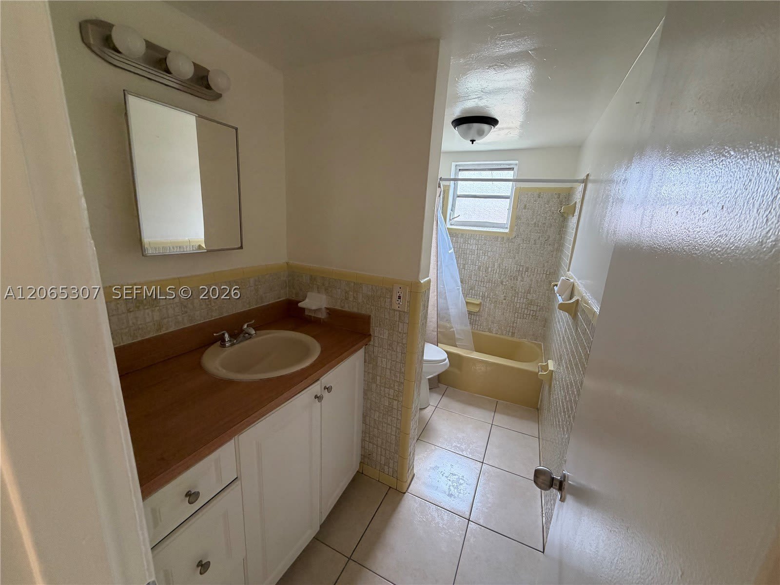 16150 NE 19th Ct – photo 5
