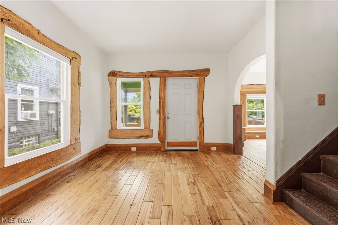 6914 Wakefield Avenue – photo 2