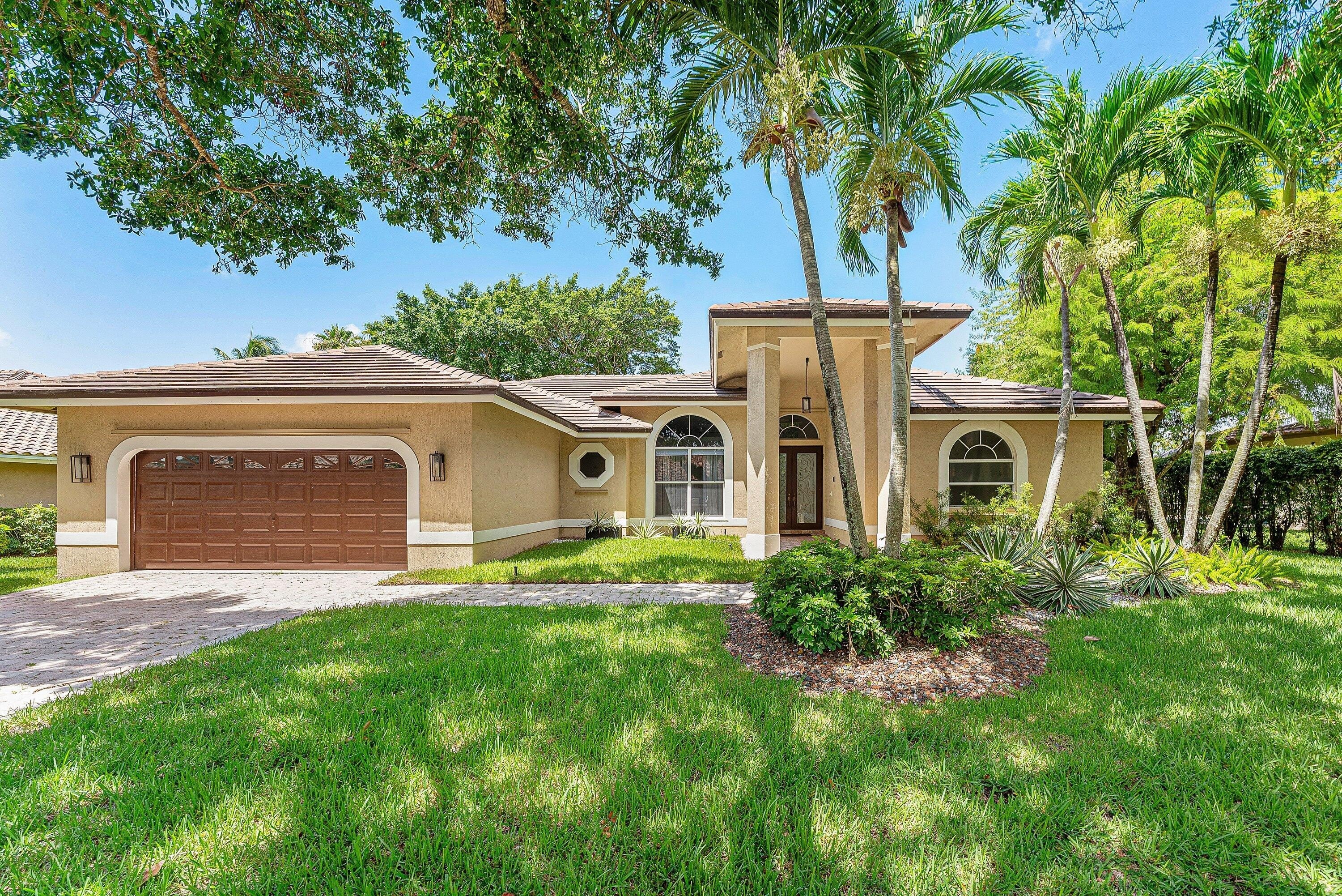 7235 NW 63rd Terrace – photo 1