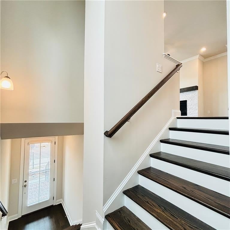 657 SUMMIT HILL Way – photo 4
