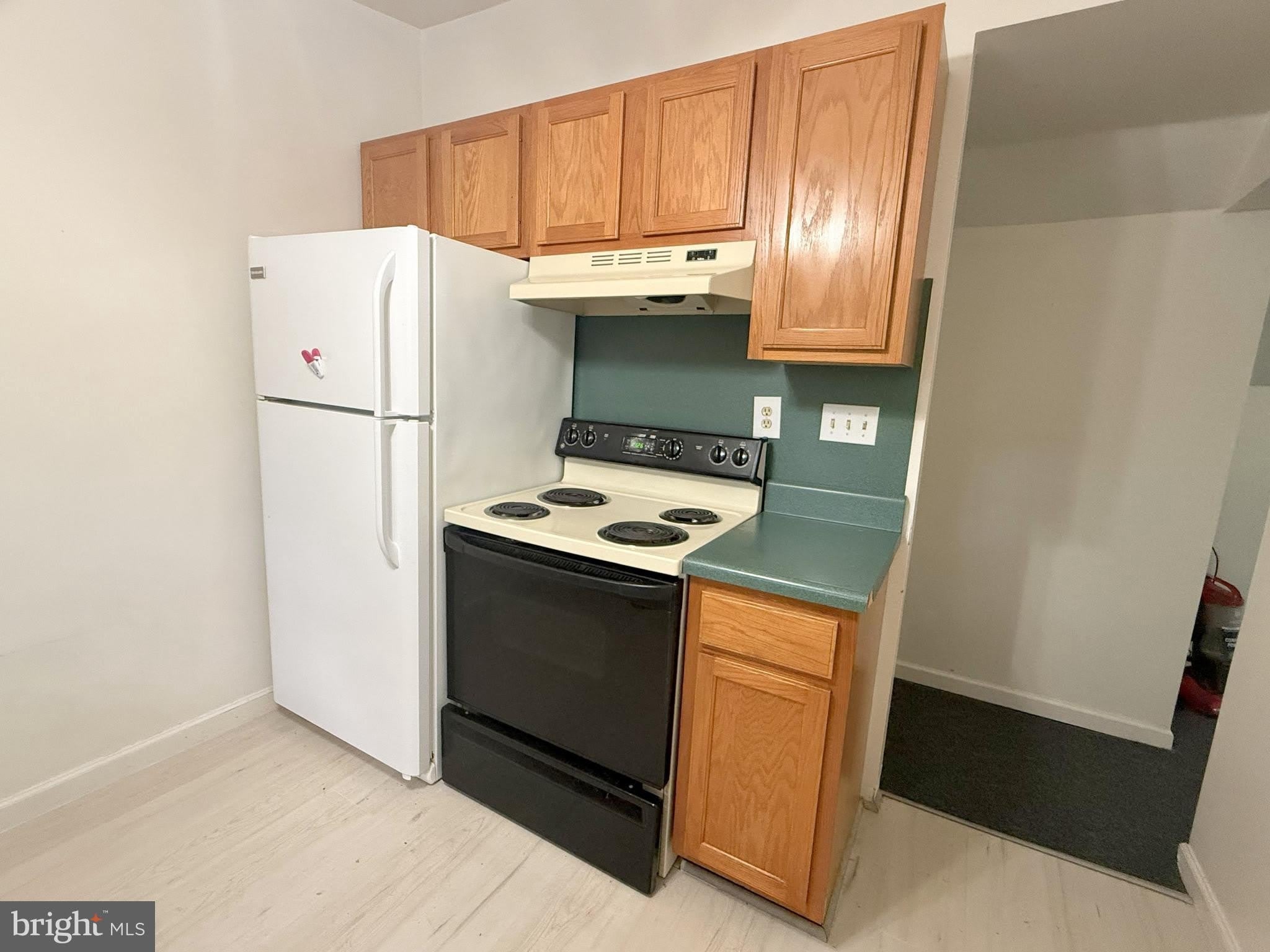 502 LAKEVIEW Avenue – photo 5