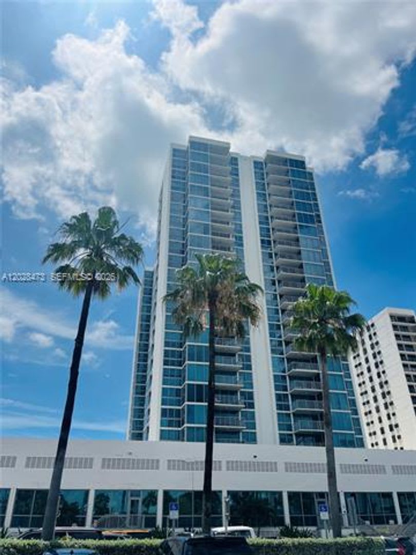 2655 Collins Ave cu-602, Miami Beach, FL 33140 – photo 2