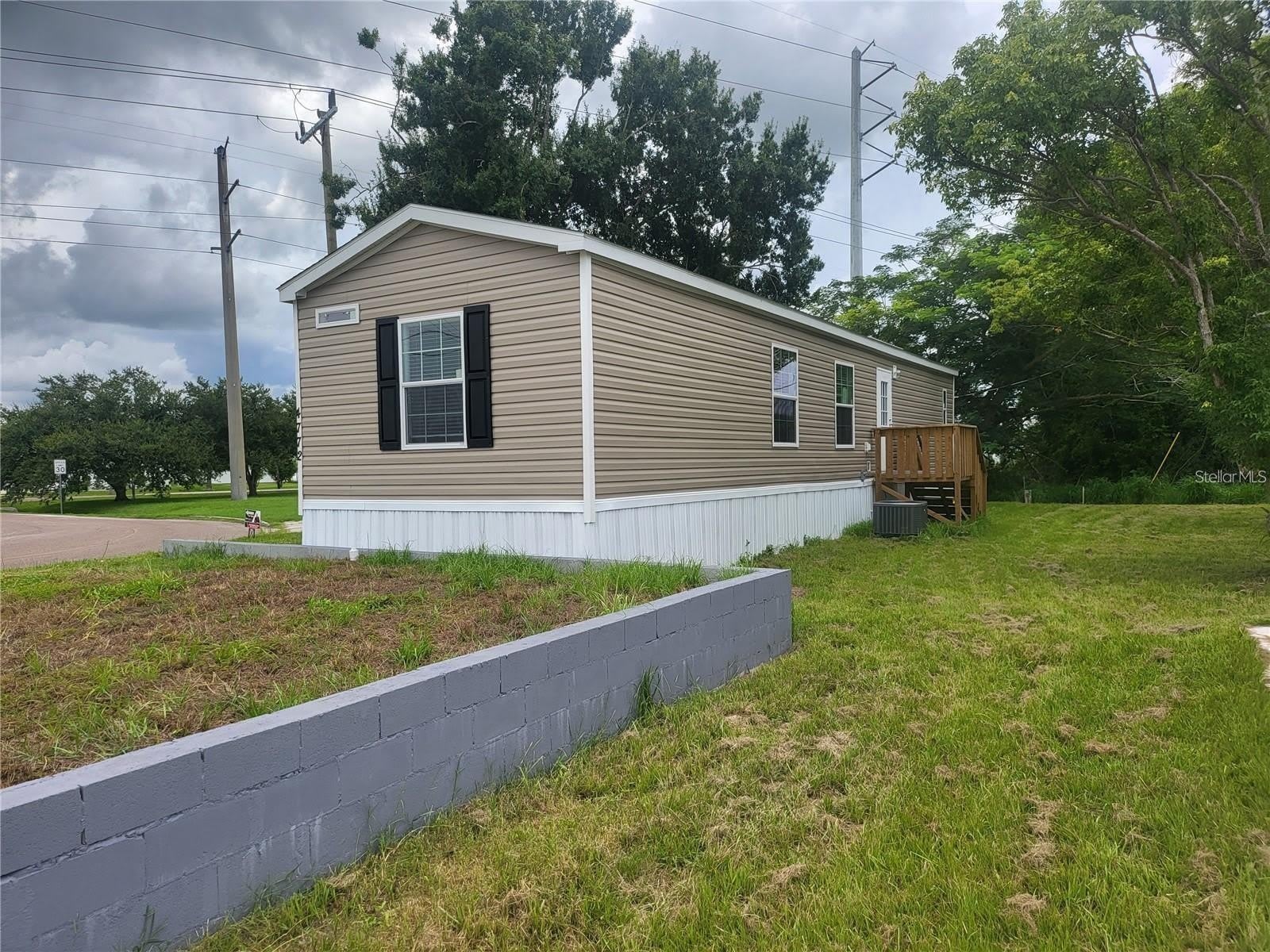 4772 DUNCAN Road – photo 1