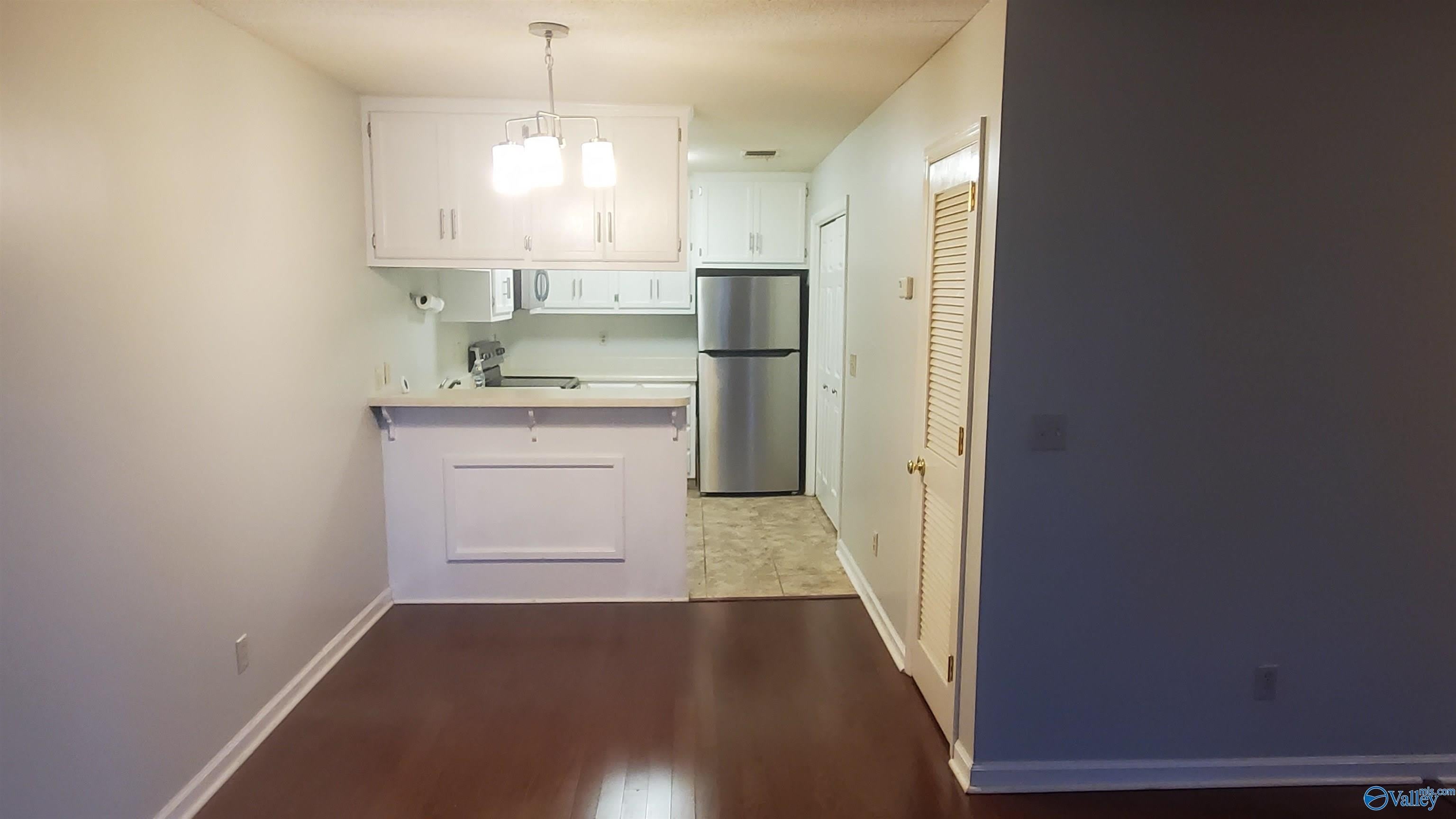 2090 Greenwood Place – photo 4