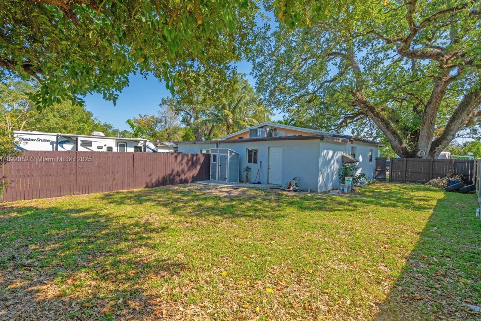 4111 Southwest 33Rd Street – photo 1