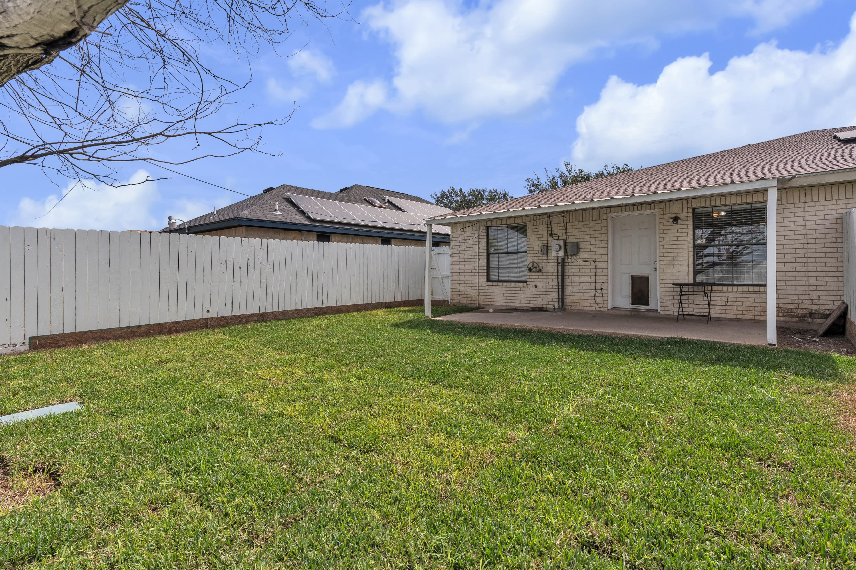 1906 Lake View Drive – photo 2