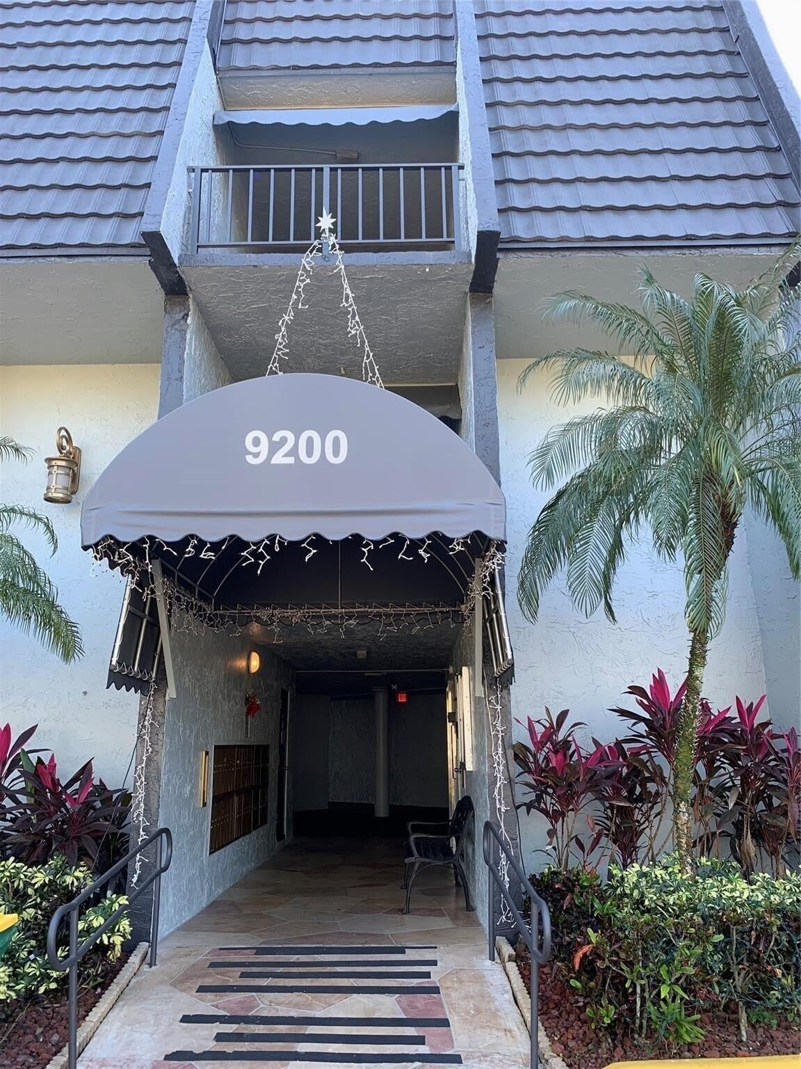 9200 Lime Bay Boulevard – photo 2