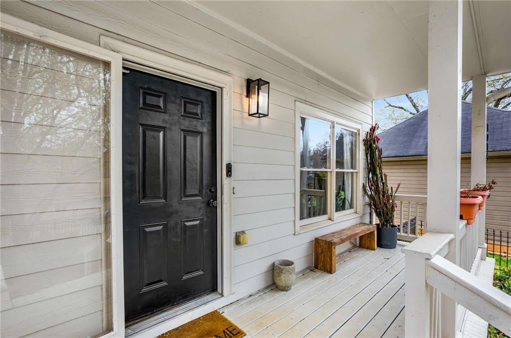 1014 Fern Avenue SE – photo 2