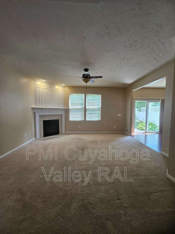 4046 Gardiner Run – photo 3