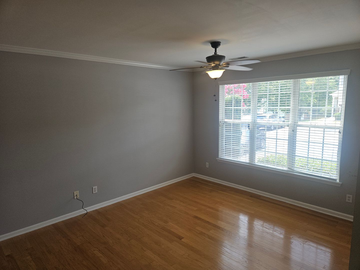 Charming 2br/2.5ba in Delta Lake, end unit townhome! Available now! – photo 3