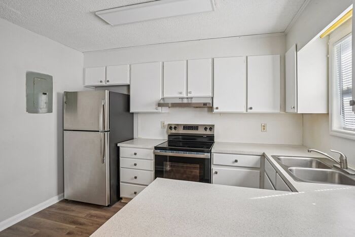 1432 Bethabara Hills Court – photo 2