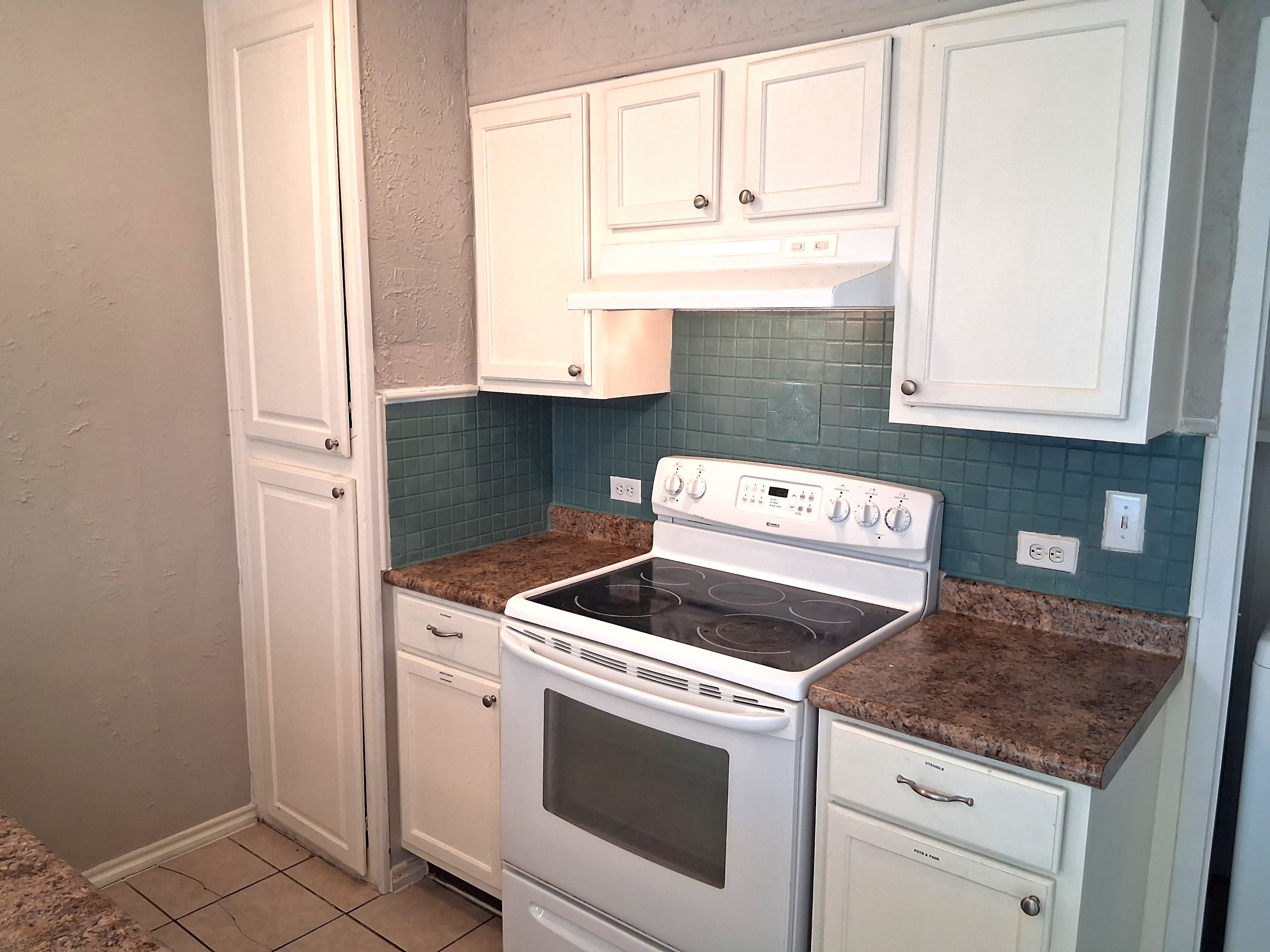 1109 Elyse Drive – photo 3