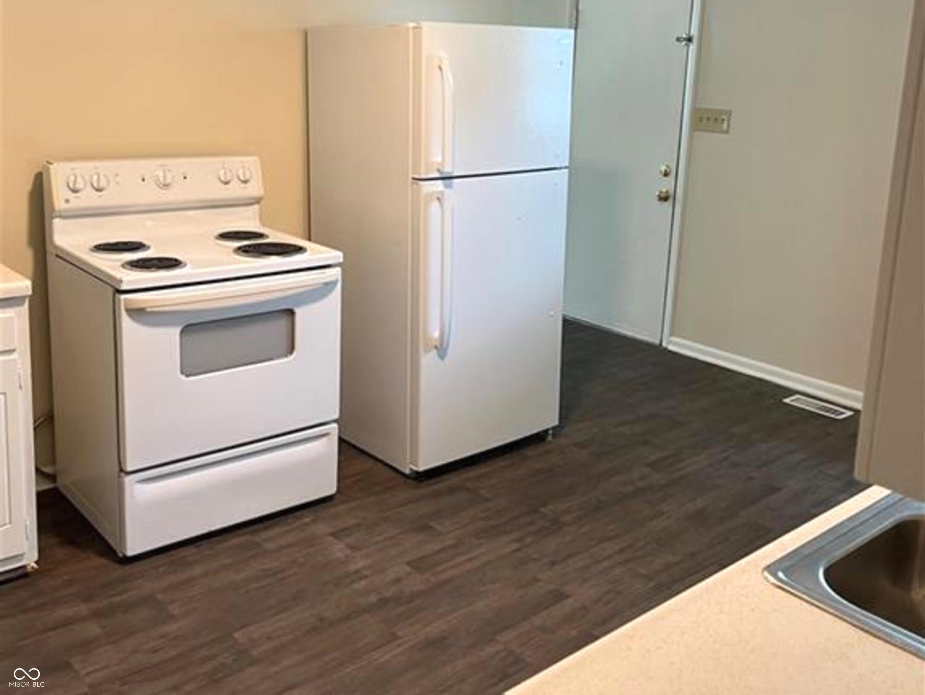 6205 E 12th Street – photo 5