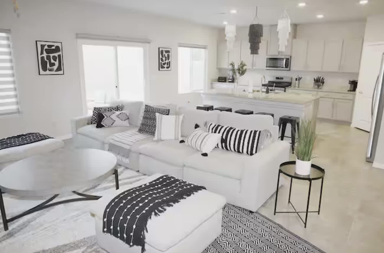 8331 Palladium St – photo 5