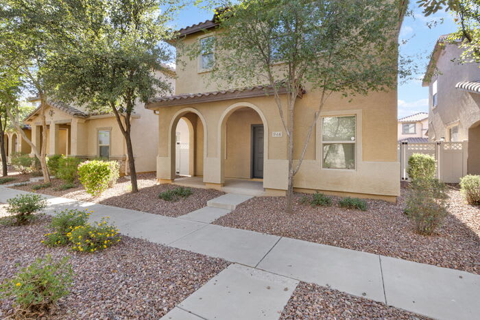 946 South Hawk Lane – photo 1