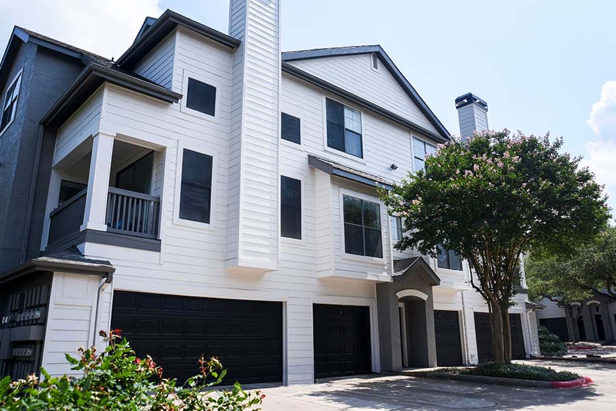 NoA on McNeil Townhomes + Flats – photo 2