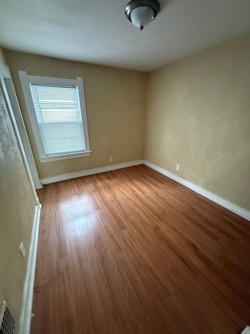 3 Bed 1 Bath – photo 5