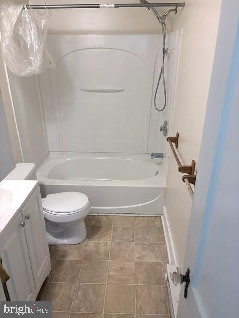 409 S HIGH Street – photo 5