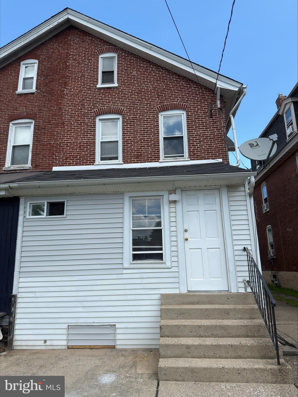 174 E MAIN Street – photo 2